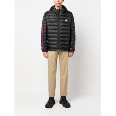 Moncler Agout logo-patch Puffer Jacket Black MCS28028