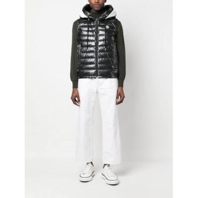 Moncler Akaishi Padded Vest Black MCS28035