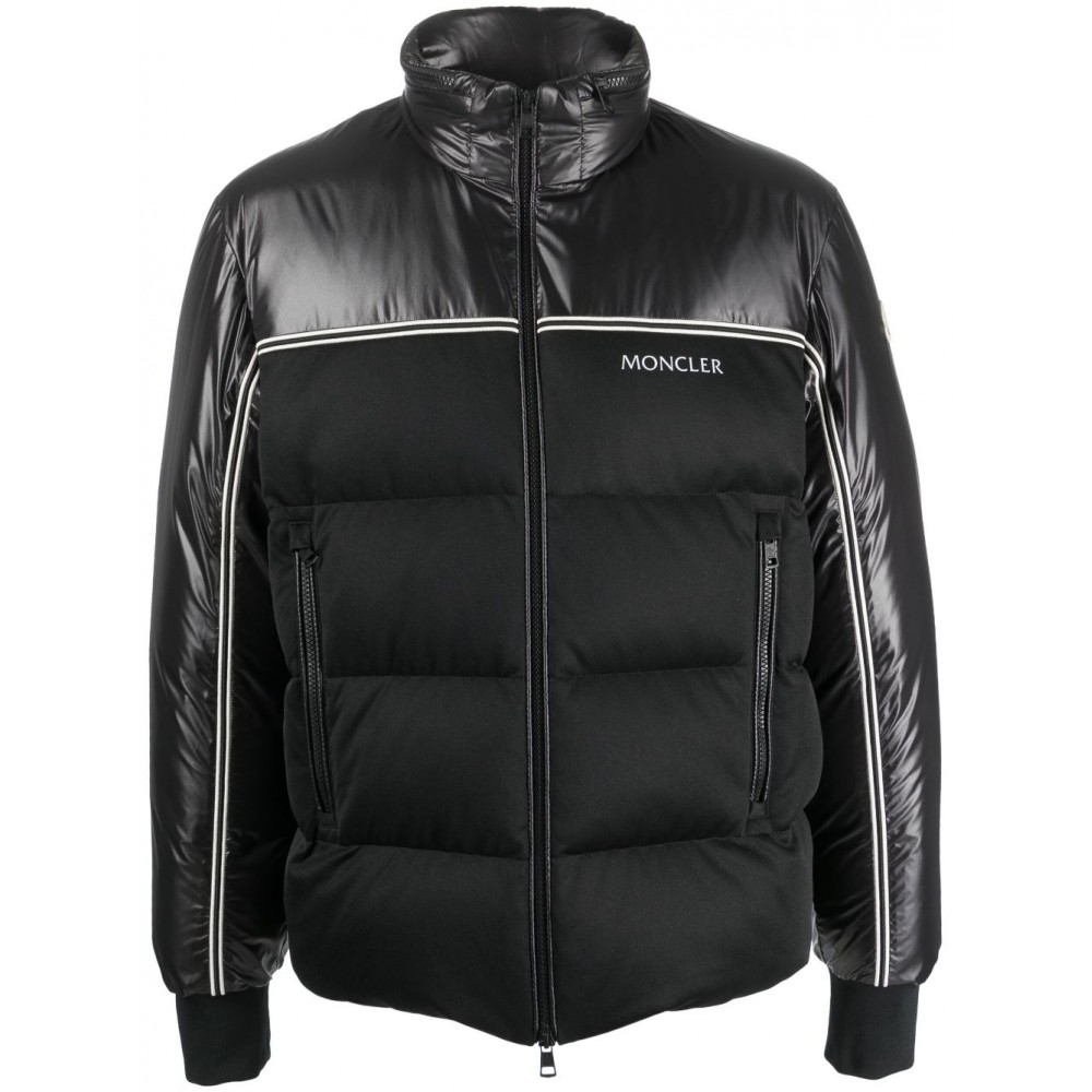 Moncler high-neck goose-down Jacket Black MCS28595