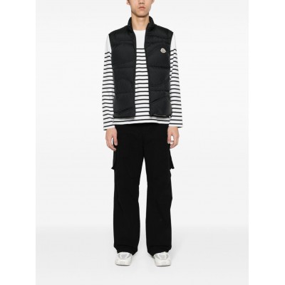 Moncler logo-patch Padded Gilet Black MCS29002