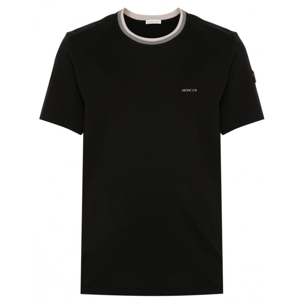 Moncler logo-embossed Cotton T-shirt Black MCS28854