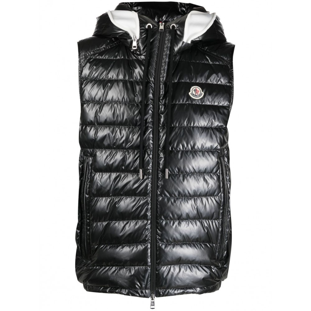 Moncler Akaishi Padded Vest Black MCS28036